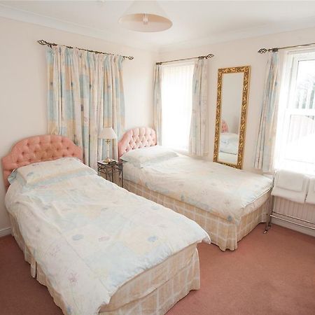 Meadow House Otel Burwell  Dış mekan fotoğraf